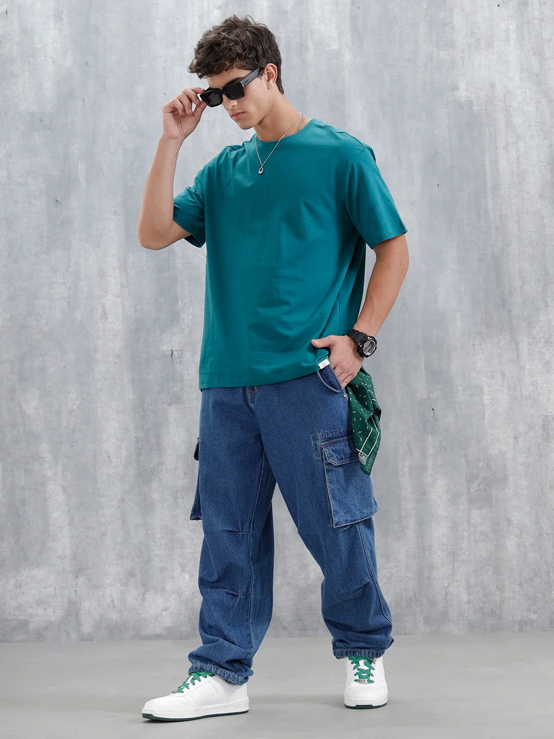 Casual Men Oversized Fit Tee With Graphic | Green